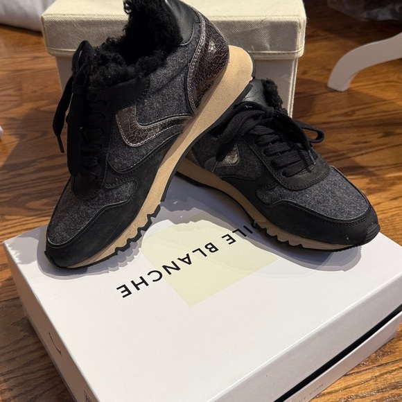 VOILE BLANCHE JULIA FUR SNEAKER BLACK SUEDE size 38 - Picture 2 of 14